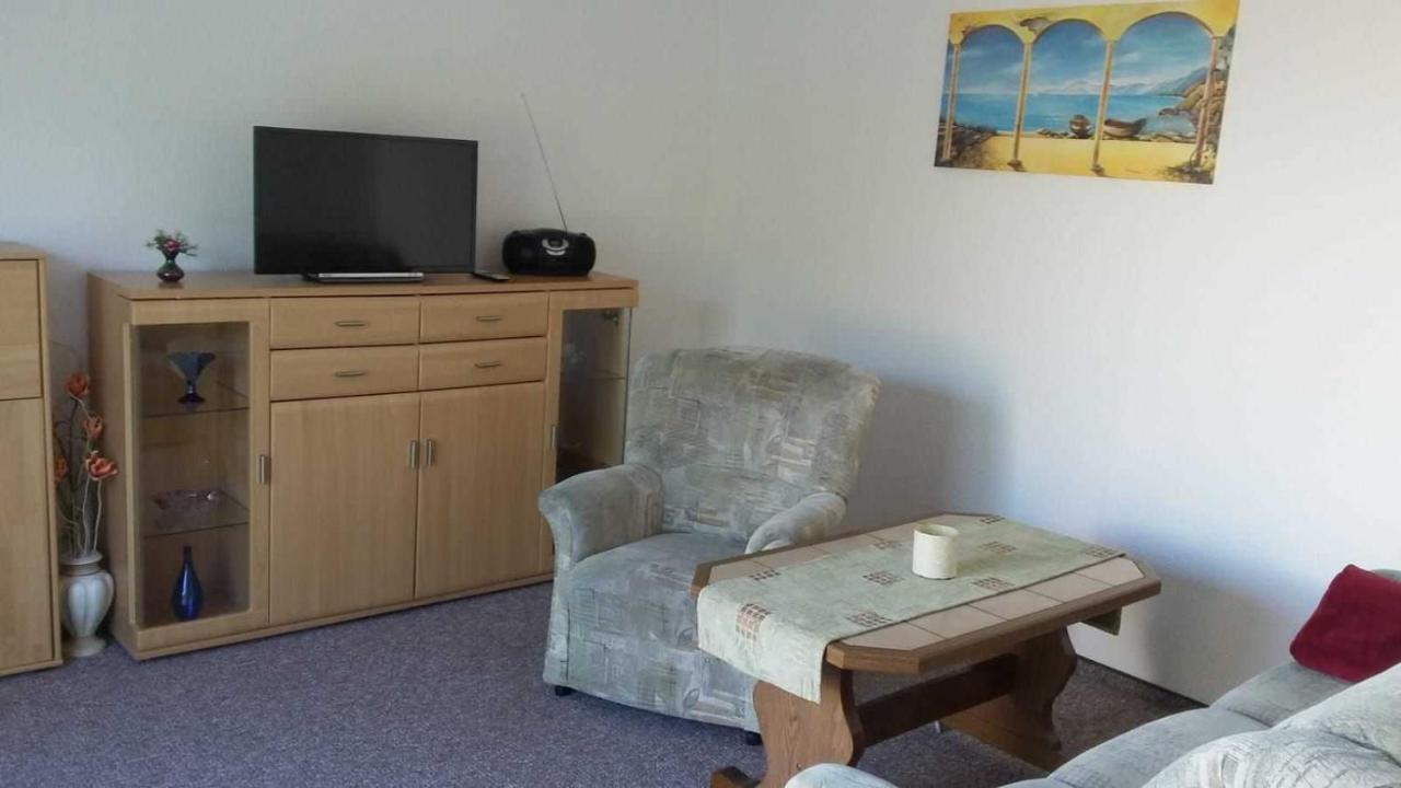 Ruegen_Fewo 24 Thesenvitz Ruang foto